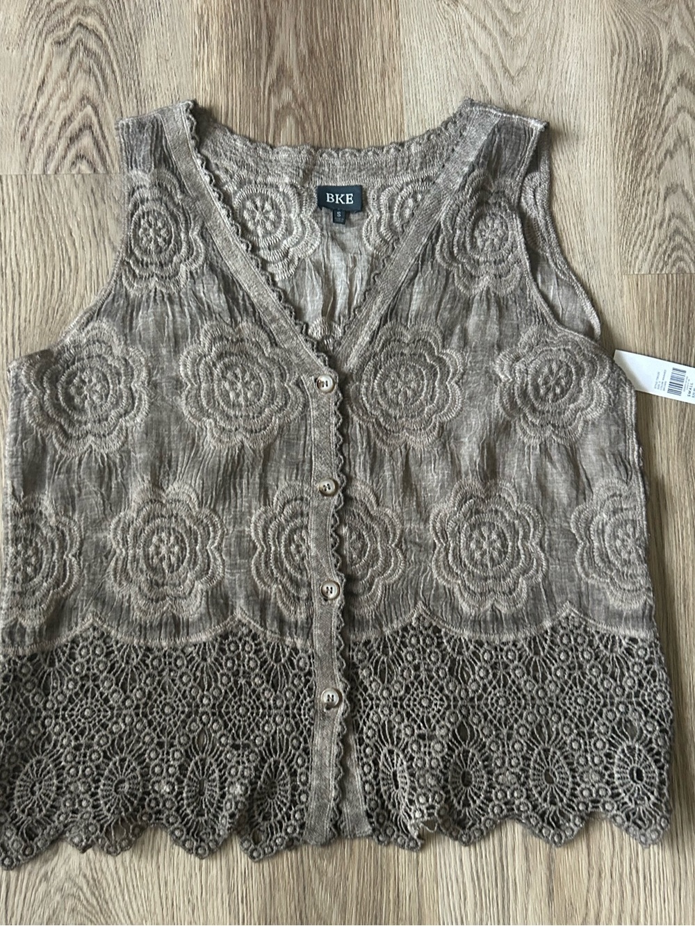 BKE Taupe Crochet Floral Button-Front Camisole Vest